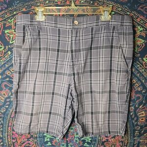 SOLD! Faded Glory Gray Plaid Cotton Flat Front Casual Shorts Mens 36